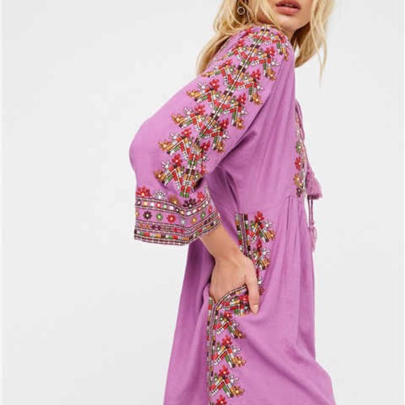 Free People Dresses & Skirts - Free People Embroidered Purple Boho Top